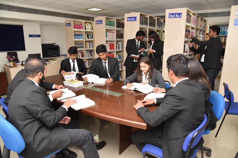 Amity Global Business School Pune Sports photo 28